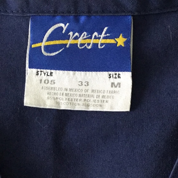 Crest unisex scrub top - Picture 2 of 4